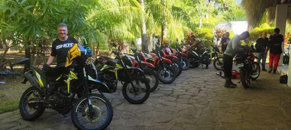 Motos Genesis 200cc, salida de Motorbeach Nicaragua